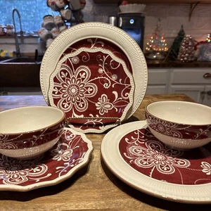 Pier 1 Imports GEDECK (2) Lot Maribeth Essteller Salat rot 11" Schüsseln - Bild 1 von 5