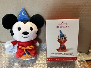 Hallmark Itty Bittys Disney Sorcerer Mickey Event Exclusive 2013 D23 Expo + 2015 - Picture 1 of 5