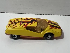 Caja de fósforos vintage superrápida nº 33 Datsun 126X rara llama amarilla - Imagen 1 de 8