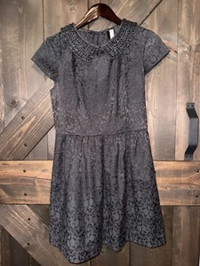 Kensie Dress M Black Brocade Print Embellished Beaded Collar Cap Sleeve - Picture 1 of 8