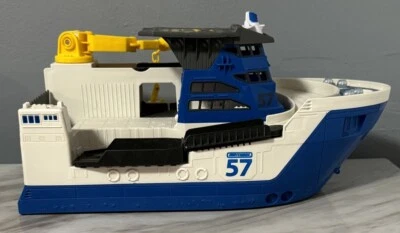 Matchbox Mission Marine Rescue Ship W/ Shark Cage BFN57 Mattel 2013 Rolls floats - Image 1 of 4