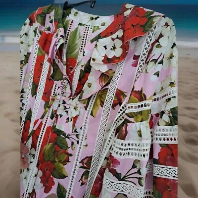 VESTIDO CORTO DOLCE & GABBANA ROJO BORDADO FLORAL ALGODÓN. TALLA IT 38 / UK 6 Foto 1 de 4