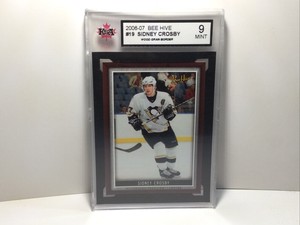 2006-07 BEE HIVE #19 SIDNEY CROSBY KSA 9 MINT WOOD GRAIN BORDER