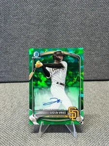 2025 Bowman Sapphire Leo De Vries Chrome Prospect Green Refractor Auto /99 - Picture 1 of 4