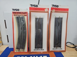 Lot of 3 Tyco: 18" Radius Curve Track 418 & 2 #917 9" Straight New. - Picture 1 of 5