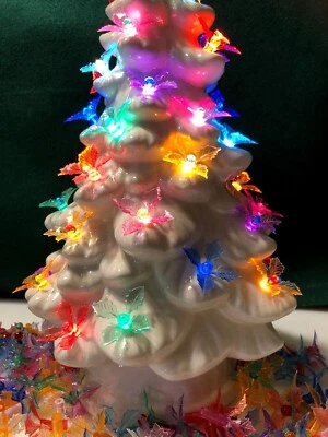 100 HOLLY MEDIUM BULBS Ceramic Christmas Tree LIGHTS 9 ASSORTED COLORS - Image 1 of 4