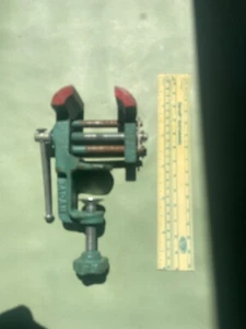 Tornillo de banco con abrazadera pequeña de colección armero joyeros JAPÓN artesanía pasatiempos - Imagen 1 de 6