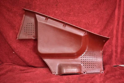 70-73 Datsun 240Z RH pasajero derecho interior cuarto panel moldura OEM usado ROJO Foto 1 de 4