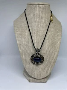 Vintage Guerlain necklace  - Picture 1 of 7