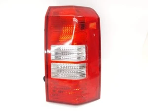 2008 - 2012 JEEP PATRIOT OEM Factory Rear Brake Tail Light Lamp PASSENGER SIDE - Picture 1 of 4