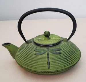 Green Dragonfly Japanese Cast Iron Teapot with Lid Tetsubin Infuser - Picture 1 of 11