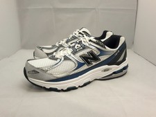 new balance mr1012mc