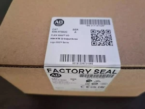 Tornillo de salida 5094-RTB32C Ser A Allen Bradley FLEX 5000 32 nuevo - Imagen 1 de 3