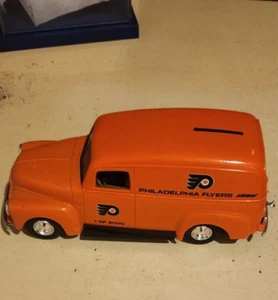 Vintage Ertl Philadelphia Flyers Truck Stanley Cup Champs 1/2000 Diecast Bank - Picture 1 of 3