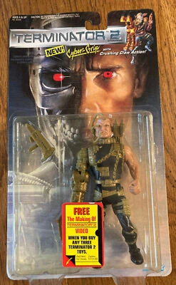 Kenner 1992 Terminator 2 - Cyber-Grip New in Blister Pack MOC - Image 1 of 2