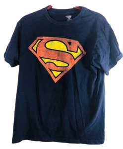 DC Comics Superman Boys Tee shirt Size Medium Short Sleeve Cotton - Picture 1 of 5