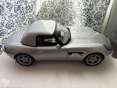 Danbury Mint Kyosho BMW Z8 007 The World is Not Enough 1:12 James Bond NEW - Image 1 of 4