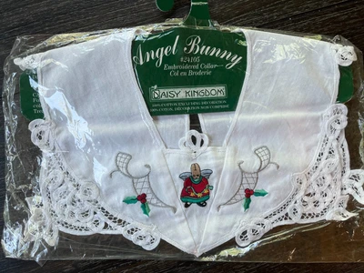 NOS Vintage 1995 Daisy Kingdom Christmas ANGEL BUNNY Lace Embroidered COLLAR - Image 1 of 4