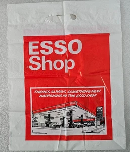 Esso Shop Borsa Shopping Vintage Plastica Stazione di Servizio Negozio 18" x 13" - Foto 1 di 7