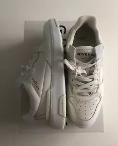 Men’s Givenchy White Leather Sneakers Logo Size 9.5 42.5 Supreme White Pebble - Picture 1 of 9