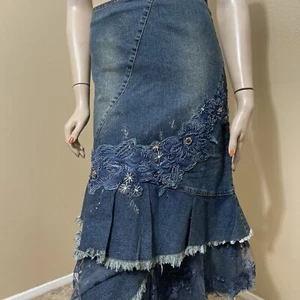 Women’s Blue Denim Cotton Casual Boho Bead Zip Embroidery Size S(4-6) Skirt 3716 - Picture 1 of 12