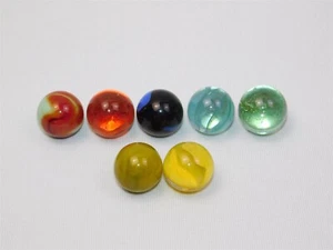 7 canicas de vidrio vintage Cateye remolinos amarillo azul verde rojo 1" de diámetro - Imagen 1 de 7