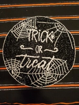 Mantel individual con cuentas HALLOWEEN Spider Web TRUCO O TRATO 15" NUEVO 🎃 Foto 1 de 2