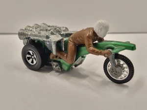 Hotwheels Rrrumblers  Minty Fresh Green Roamin' Candle - Picture 1 of 9