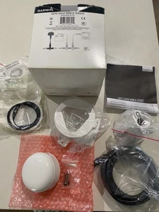 Garmin GPS-24XD GPS NMEA 2000 Antenna/Heading Sensor - Picture 1 of 4