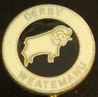 DERBY COUNTY FC WE HATE MAN U Mancester united badge Brooch pin In gilt 17mm Dia