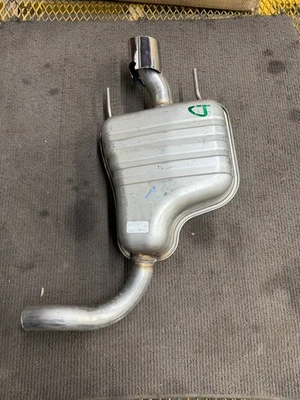 Silenciador trasero derecho Saab 9-3 2006-2009 con tubo de escape cromado Foto 1 de 3