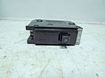 Eaton/Cutler-Hammer BAB1015 1 Pole 15 amp Circuit Breaker - Bolt-on