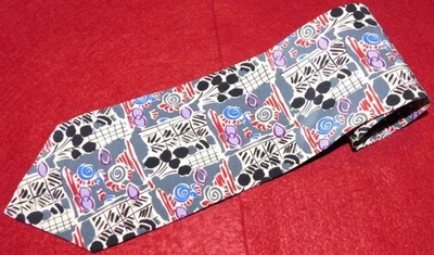 UNGARO PARIS MADE IN ITALY WHITE/RED/BLACK ABSTRACT PATTERN TIE - DESIGNER TIES. - Image 1 of 3