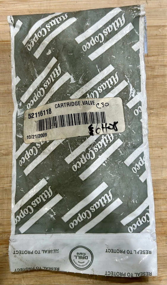 NUEVO OEM ATLAS COPCO 52116118/ 2652116118 Conjunto de control de entrada Válvula de cartucho Foto 1 de 4