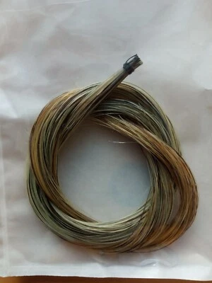 1 HANK OF REAL HORSE HAIR, GREY, FOR 4/4 VIOLIN BOW OR OTHER USE , UK SELLER!!!