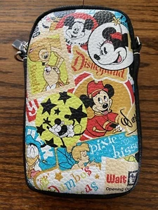 Disney Parks D-Tech Classic DisneyWorld Phone Crossbody Padded Case Bag W/Strap - Picture 1 of 9