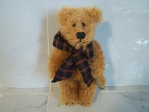 Boyds Bear MADISON L. BEARINGTON, Mohair Bear w/ Bow Signed #82 - Picture 1 of 3