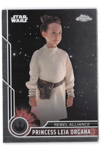 2023 Topps Chrome Star Wars #17 Princess Leia Organa - Picture 1 of 2
