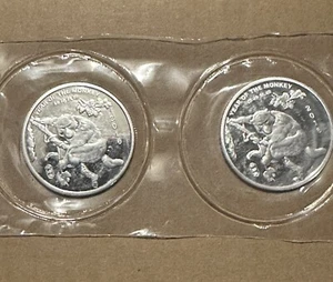 2 Piece Lot Of 1/2 Ounce .999 Silver Rounds 2016 Year Of The Monkey - Picture 1 of 2