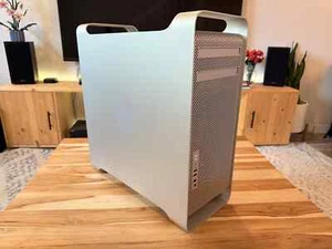 Mac Pro A1187 (Early 2008) – Dual 3.0GHz Xeon, 12GB RAM, Radeon XT1900XT, No HDD - Picture 1 of 8