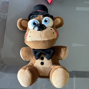 Peluche Toy Freddy Funko 2016 exclusivo de GameStop raro FNAF - Imagen 1 de 15