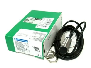 NEW TELEMECANIQUE XS1-M18MA250 PROXIMITY SWITCH XS1M18MA250 - Picture 1 of 2