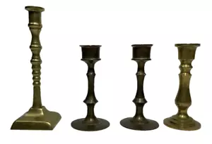 Juego de 4 candelabros de latón macizo en miniatura de colección Rich's hechos en India MCM - Imagen 1 de 7