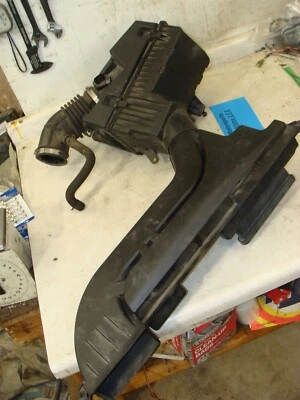 Nissan Altima 2009 2,5 S sedán OEM caja de aire admisión tubo ariete tubo sensor Maf Foto 1 de 4