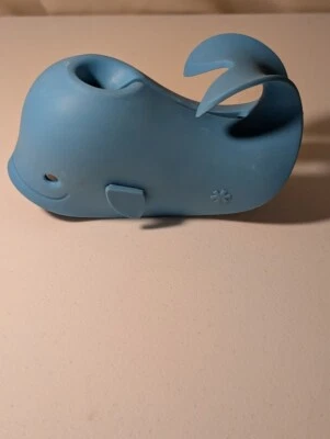 Capa de bico de banho Skip Hop Moby baleia borracha macia azul - Imagem 1 de 4