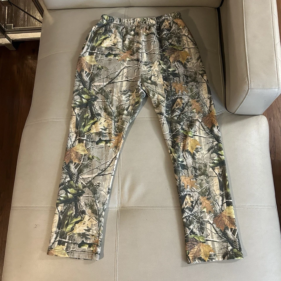 Pantalones deportivos de vellón con estampado de camuflaje para hombre talla mediana Foto 1 de 4