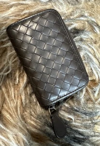 Bottega Veneta Intrecciato Weave LeatherCoin Case Wallet Zipped Dark Brown Auth - Picture 1 of 10