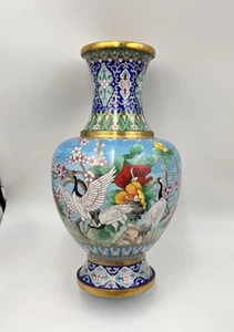 Vaso cloisonne cinese ANTQ 12” aironi/gru, crisantemi e fiori di ciliegio - Foto 1 di 6
