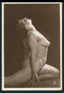 French 1920s Marvelous Amazing Expressive Risque PROFILE View ~ VASTA Archive - Picture 1 of 1