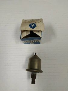 NOS MOPAR OIL GAUGE ENGINE UNIT PN 1972241 FOR 1959-62 CHRYSLER AND 1963 DODGE - Picture 1 of 1